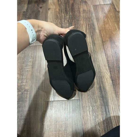 NWOT Old Navy Women's Faux Suede Flats - Picture 2 of 5